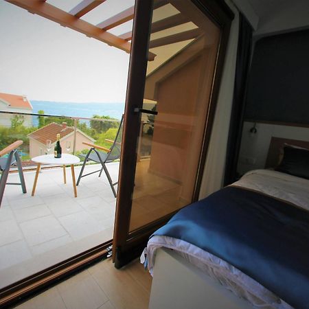 Vila La Vita Del Mare Биела Экстерьер фото