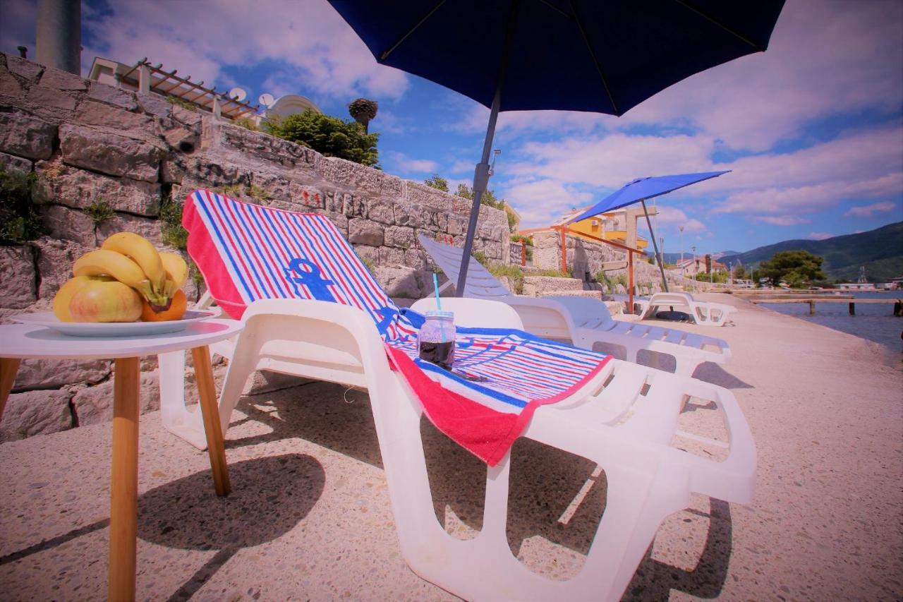 Vila La Vita Del Mare Биела Экстерьер фото